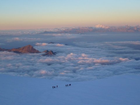 Alba sul ghiacciaio Alba sul ghiacciaio