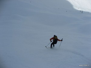 Scialpinismo in polvere nelle Maddalene