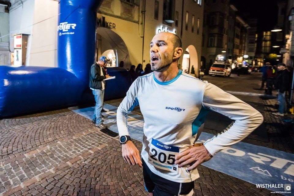 Spotler Night Run - arrivo in centro a Bolzano