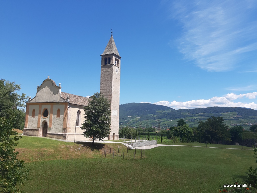 La chiesa Zambana vecchia.