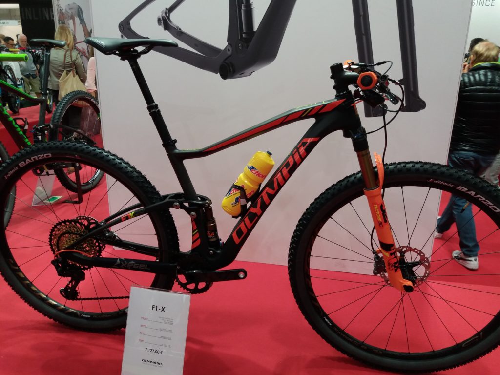 Olympia Full top di gamma; una bomba da XC e marathon, qui in allestimento migliore per 7.000 € di listino. DEvo chiedere al nostro DT hce diventi la bici della squadra!!!